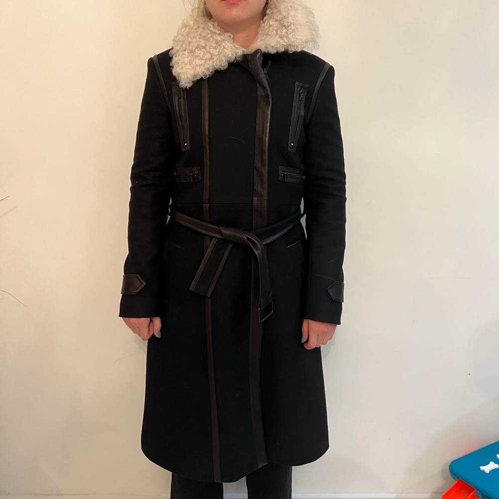Alice and Olivia woman’s coat size 4